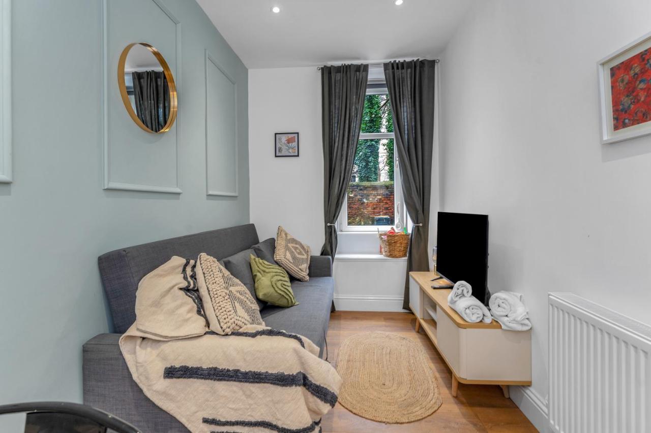 Cheerful Stays - Jamson Pl 3 Bed Apartment Единбург Екстер'єр фото