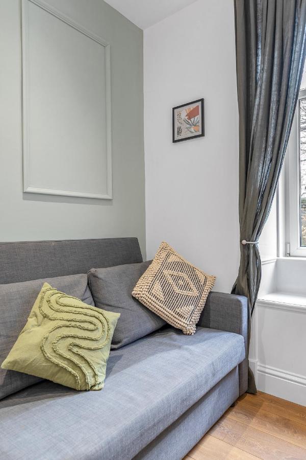 Cheerful Stays - Jamson Pl 3 Bed Apartment Единбург Екстер'єр фото