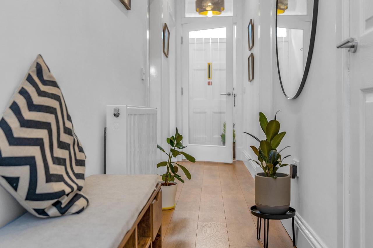 Cheerful Stays - Jamson Pl 3 Bed Apartment Единбург Екстер'єр фото